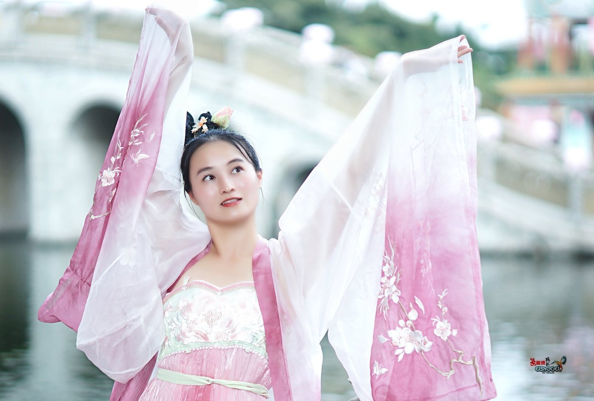 【宝墨汉唐宫女】---沛阳