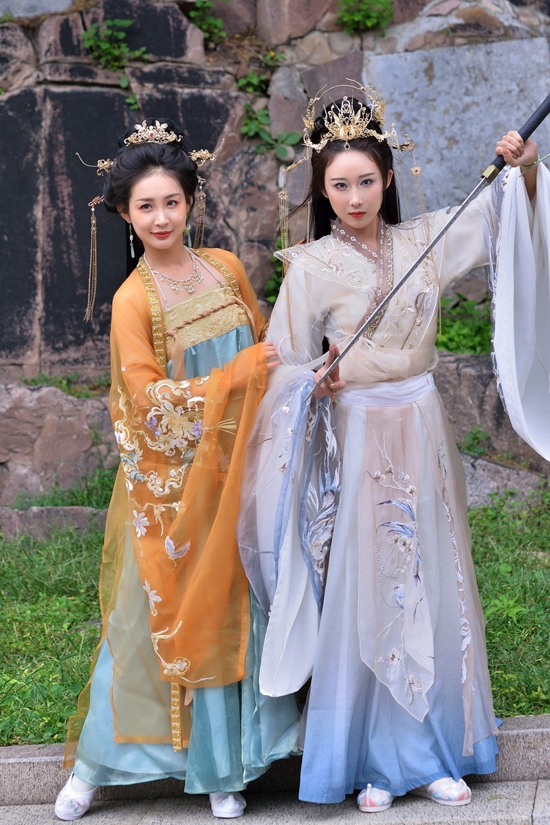 【视觉光影】 灵 岩 侠 女 （5）