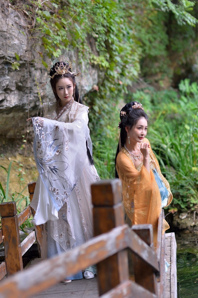 【视觉光影】 灵 岩 侠 女 （5）