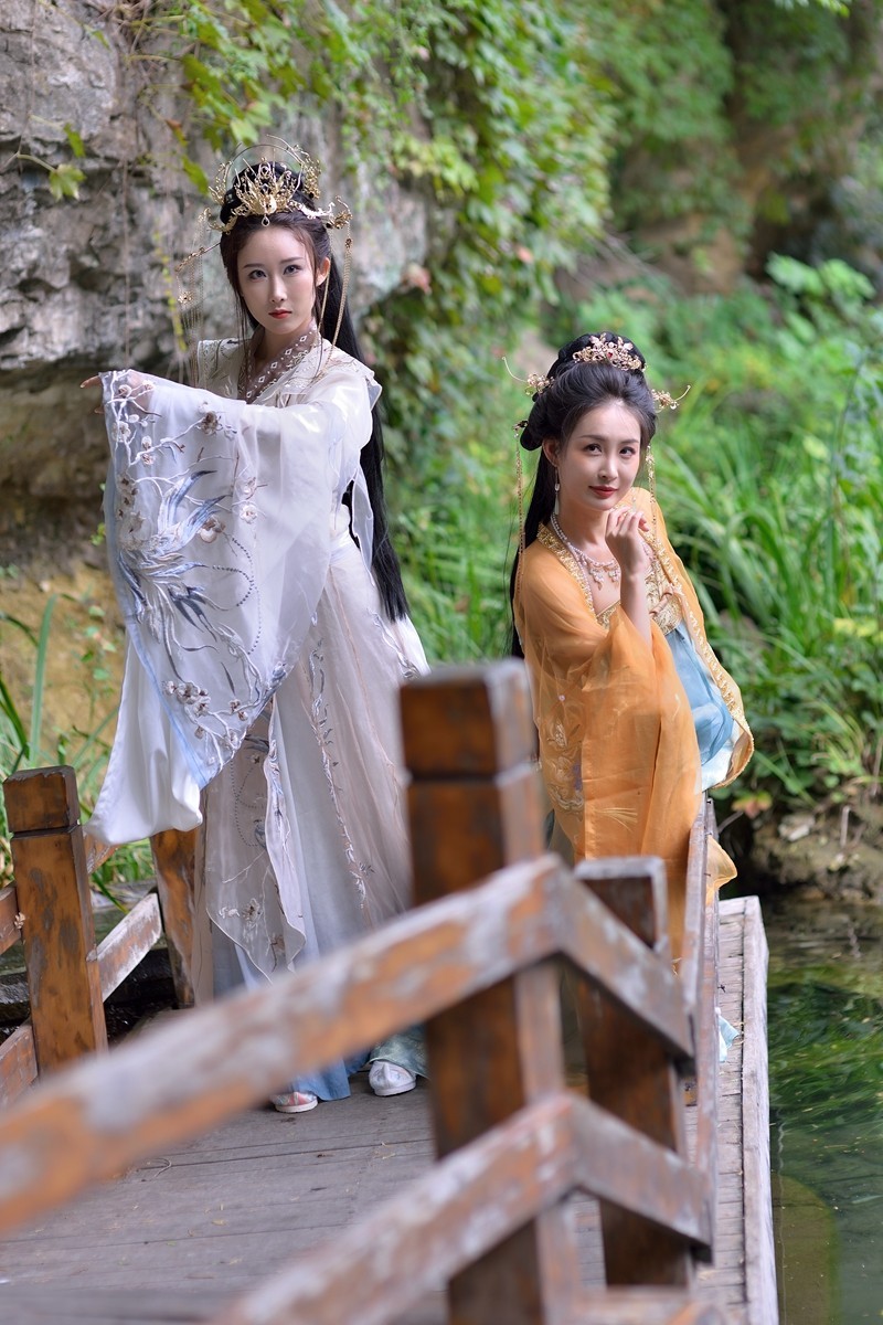 【视觉光影】 灵 岩 侠 女 （5）