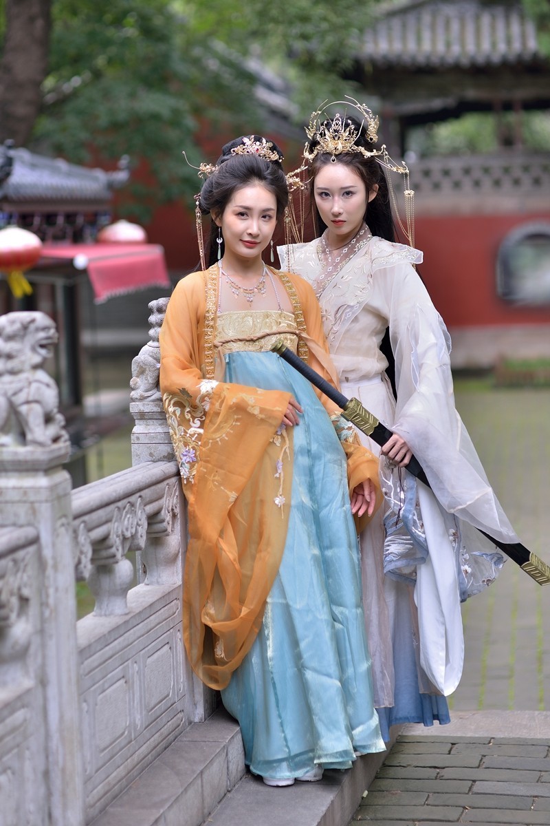 【视觉光影】 灵 岩 侠 女 （5）