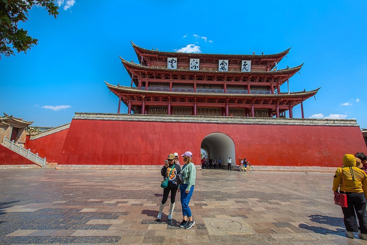 2025-05-01云南建水古城（ 一）