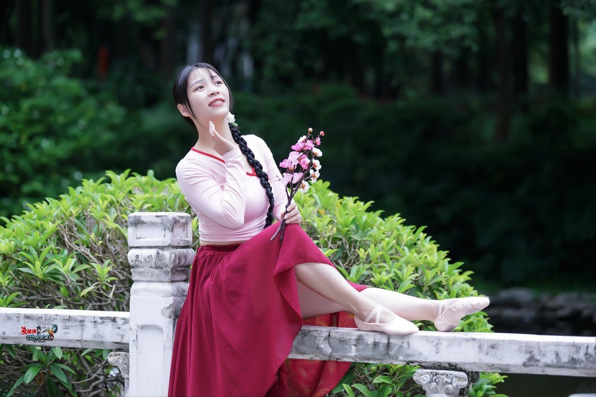 【夏日少女】---佳佳