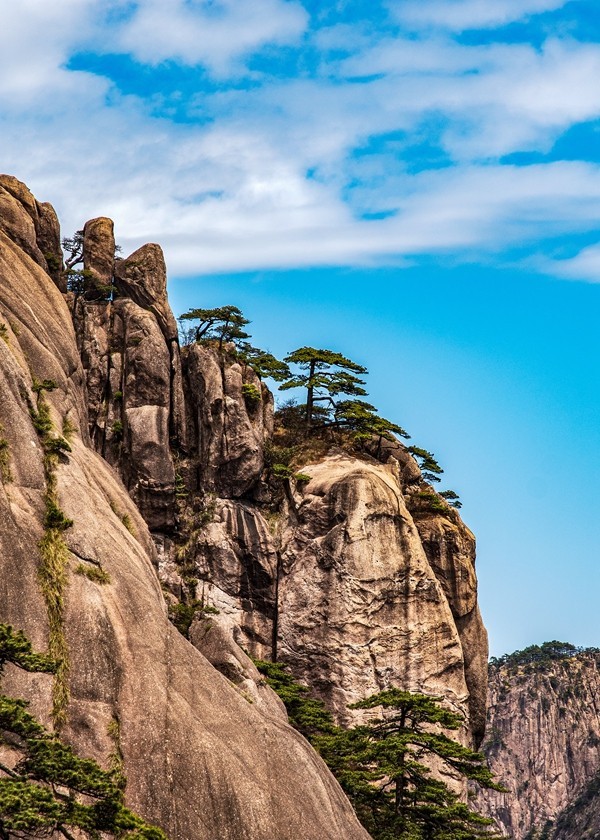 黄山--峰峦随镜入画来【10】