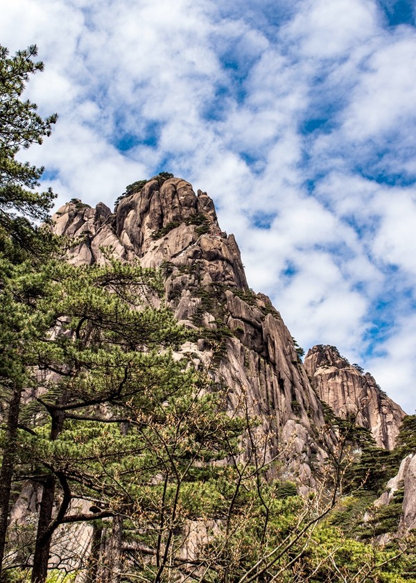 黄山--峰峦随镜入画来【10】