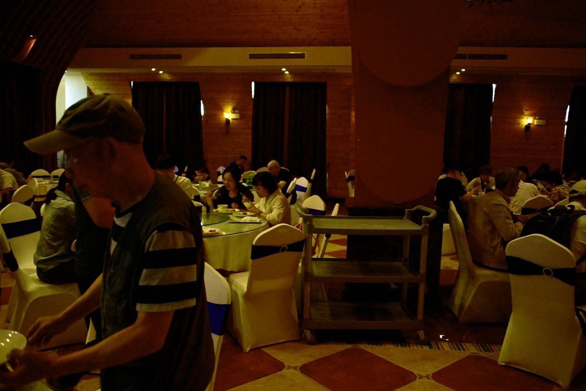 北 疆 游 [ 吐鲁番市火山红酒庒 } { 90 }