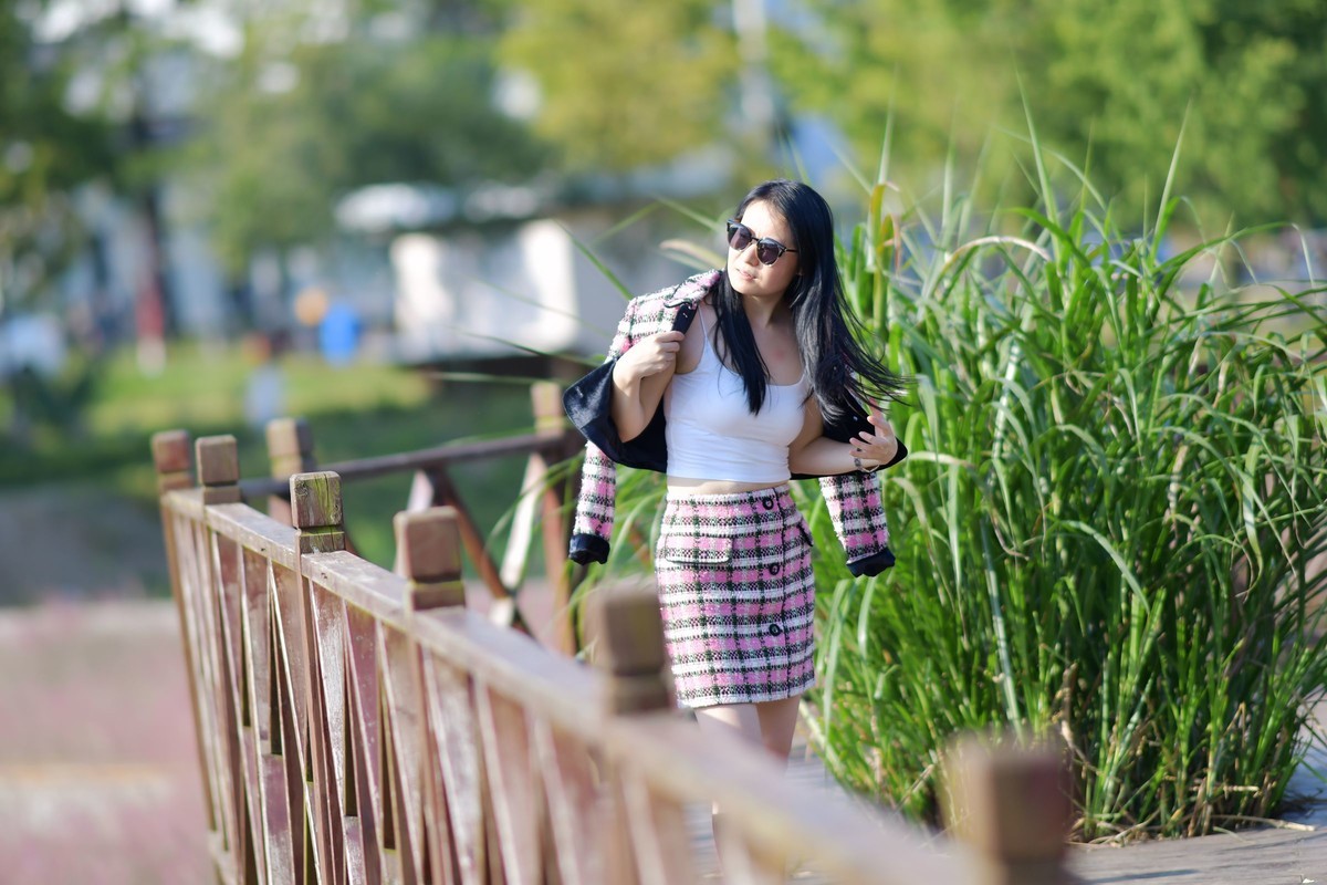 致自己之五：中年少女也可以在皖南的粉黛里风情万种！105 1.4E ED原片直出