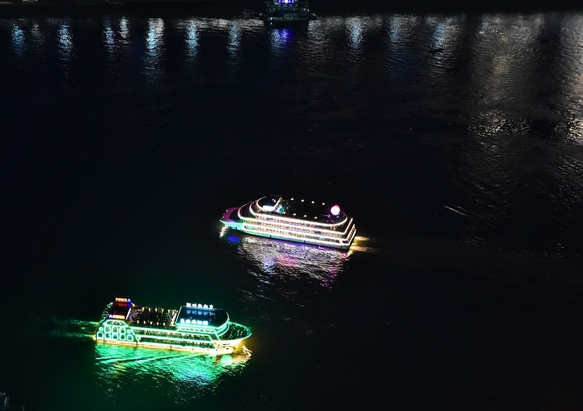 走过长江三峡。