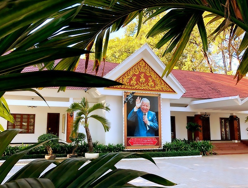 《不老松：异国风情彔：2015中国优导中游张松：柬埔寨》16西哈努克亲王行宫坐落在暹粒