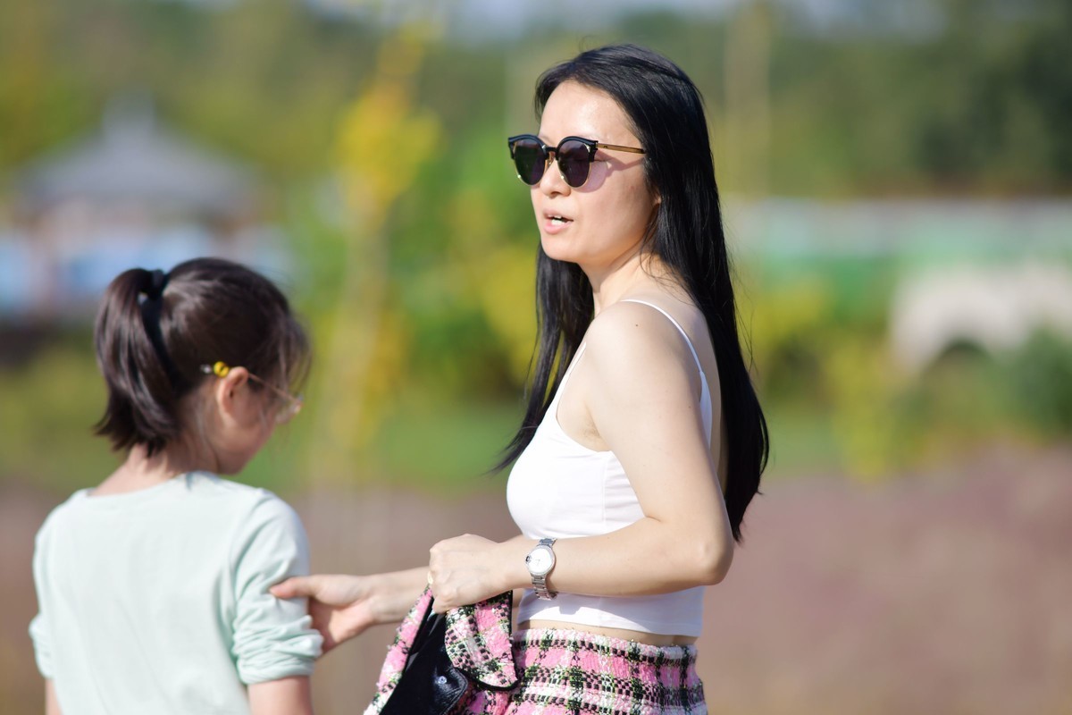 致自己之五：中年少女也可以在皖南的粉黛里风情万种！105 1.4E ED原片直出