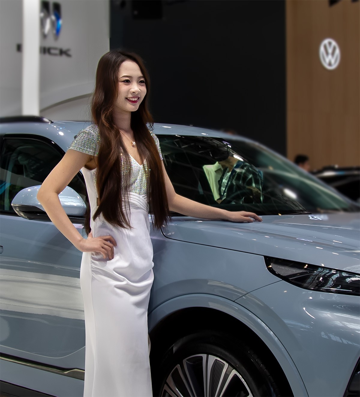 豪车与美女 【2024石家庄国际汽车博览会】