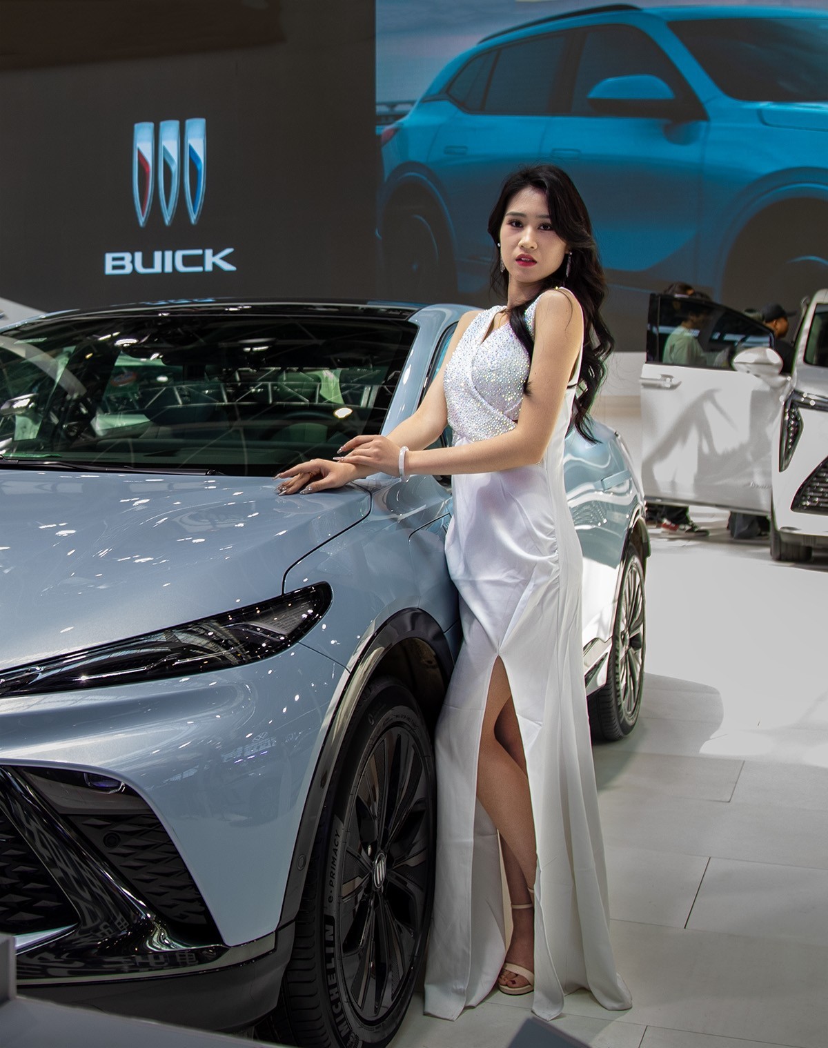 豪车与美女 【2024石家庄国际汽车博览会】