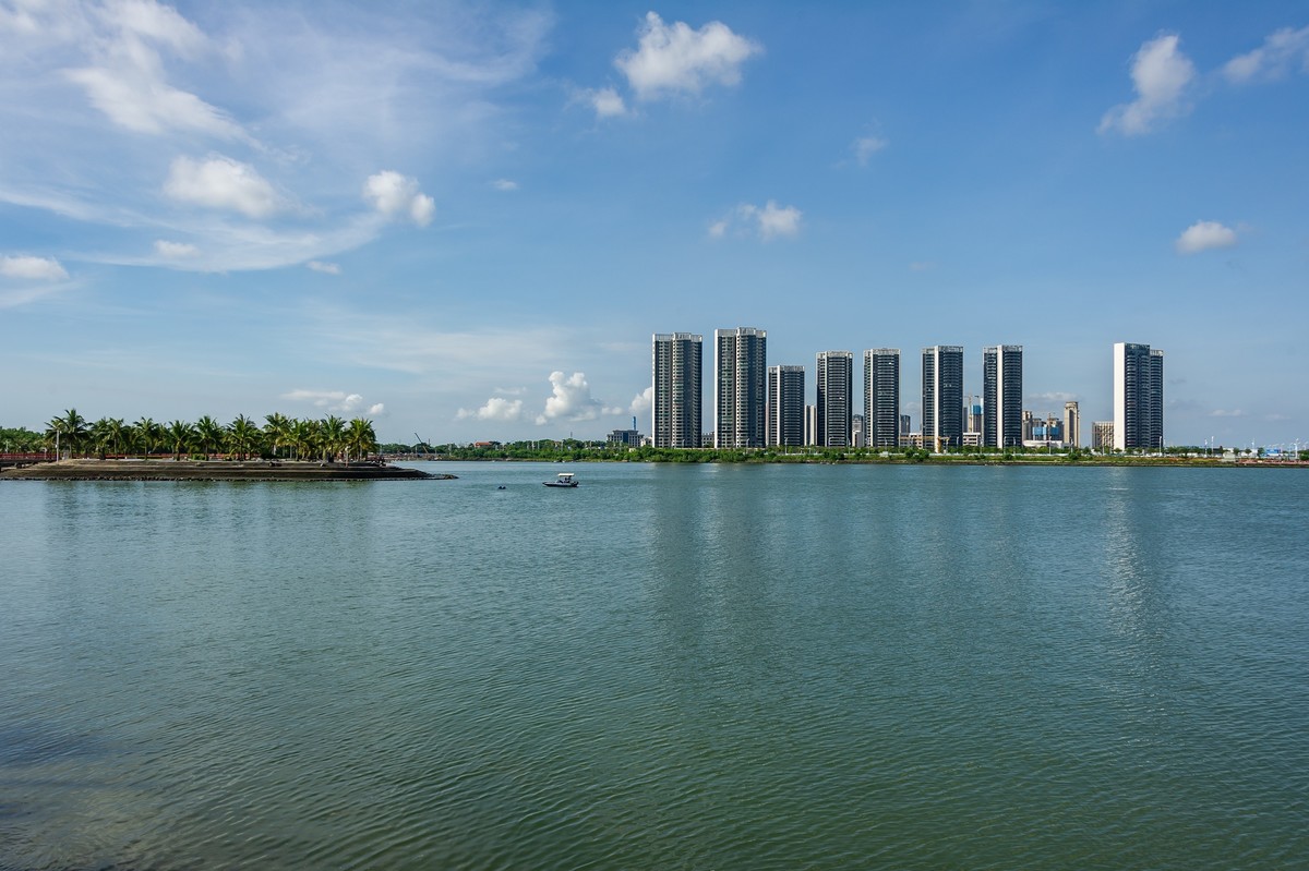 “翡翠项链” 金沙湾，迷人的海滨风情(2)