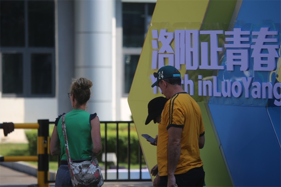 快闪2024年世界青年场地自行车锦标赛首日的画面