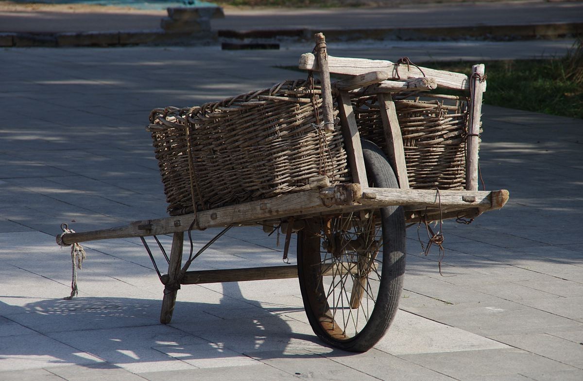 红旗渠精神永在--22P