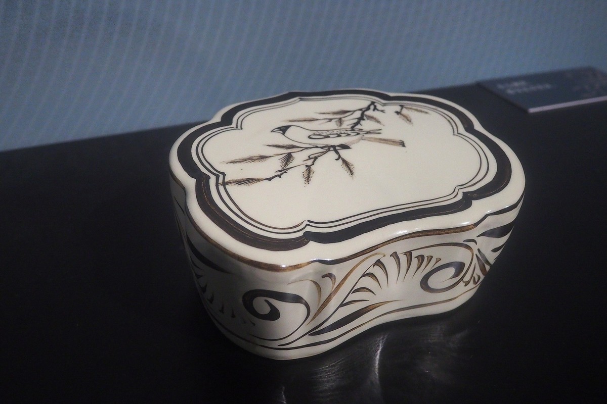 《高枕无忧—中国历代枕文物特展》