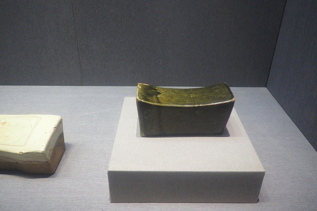 《高枕无忧—中国历代枕文物特展》