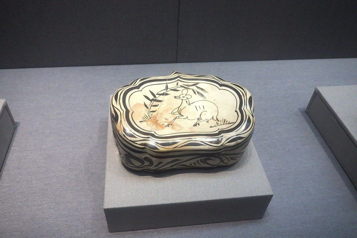 《高枕无忧—中国历代枕文物特展》