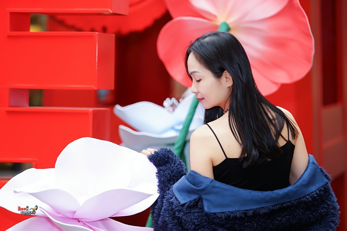 【快乐女子】--丰银