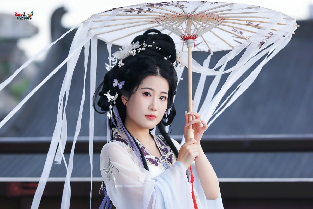 【花影流苏】---似海