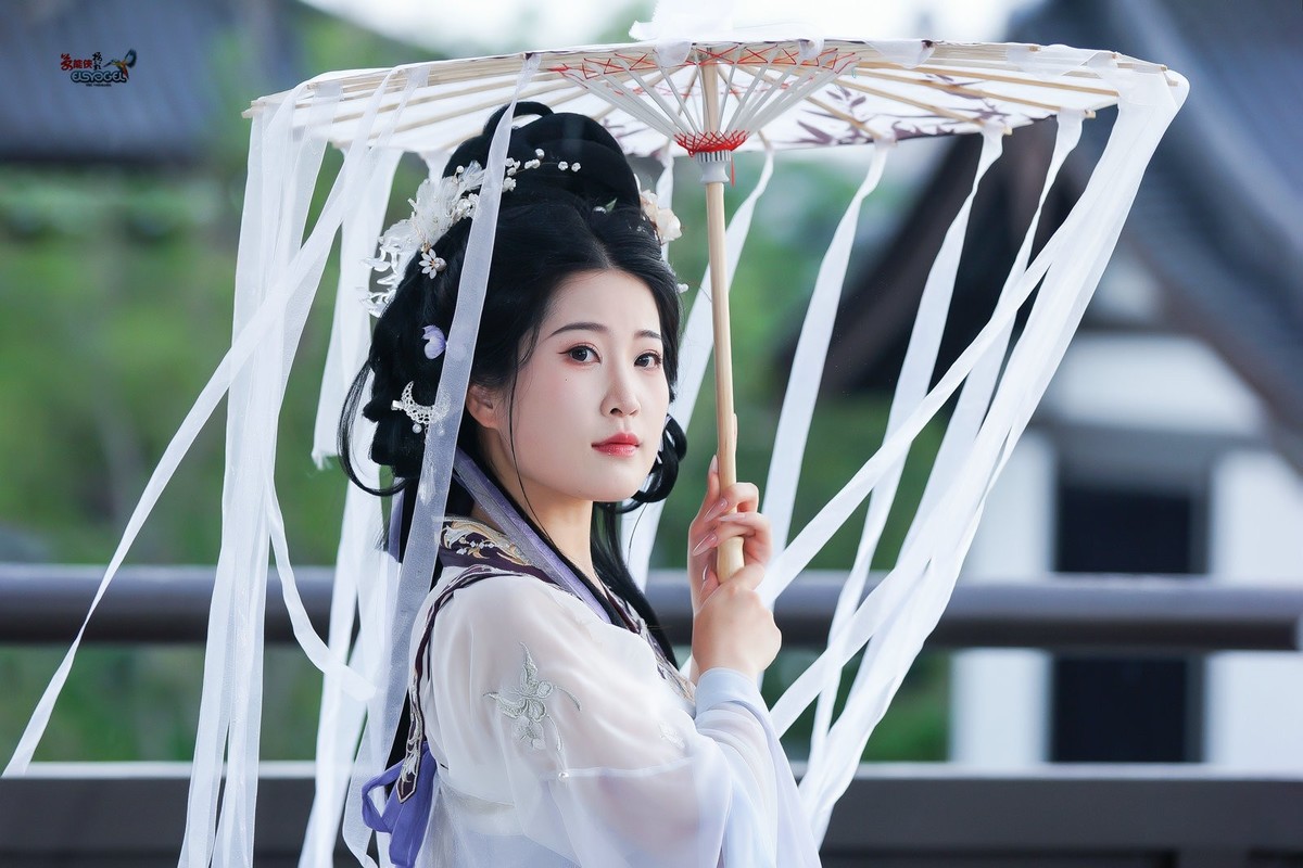 【花影流苏】---似海