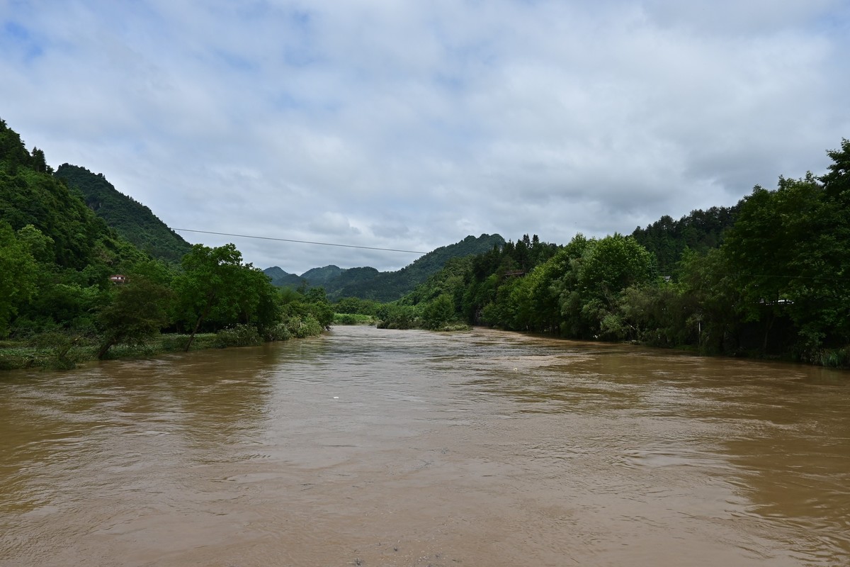 污泥浊水