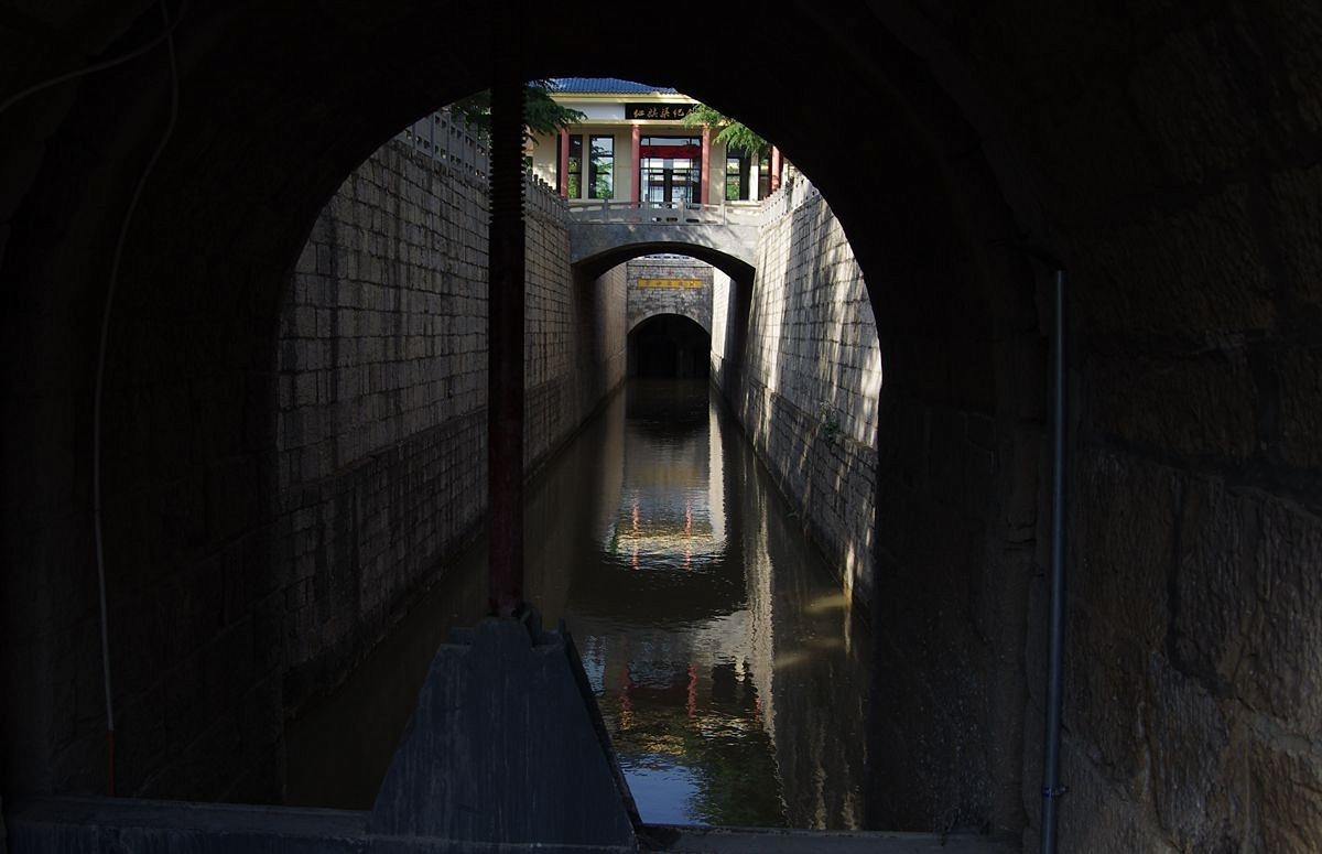 红旗渠精神永在--22P