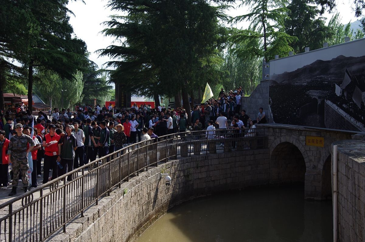 红旗渠精神永在--22P