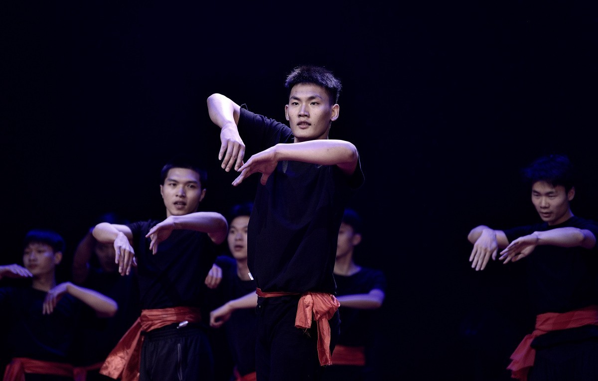 一组大学生舞蹈剧完结篇