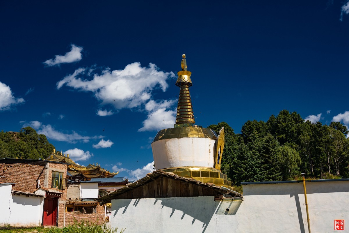 郎木寺是寺院，也是地名