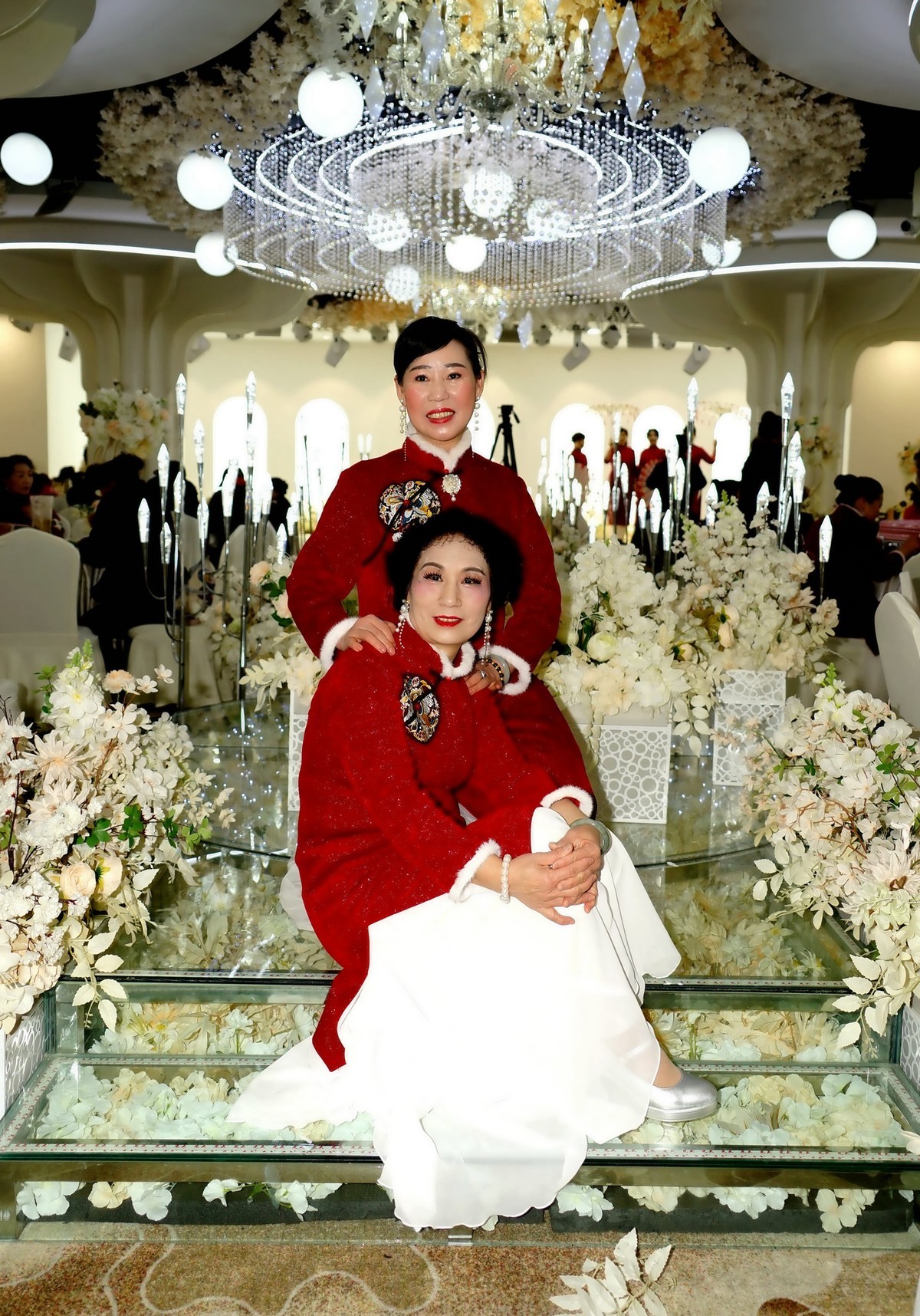 2024武汉寻梦艺术团年会上的美女！