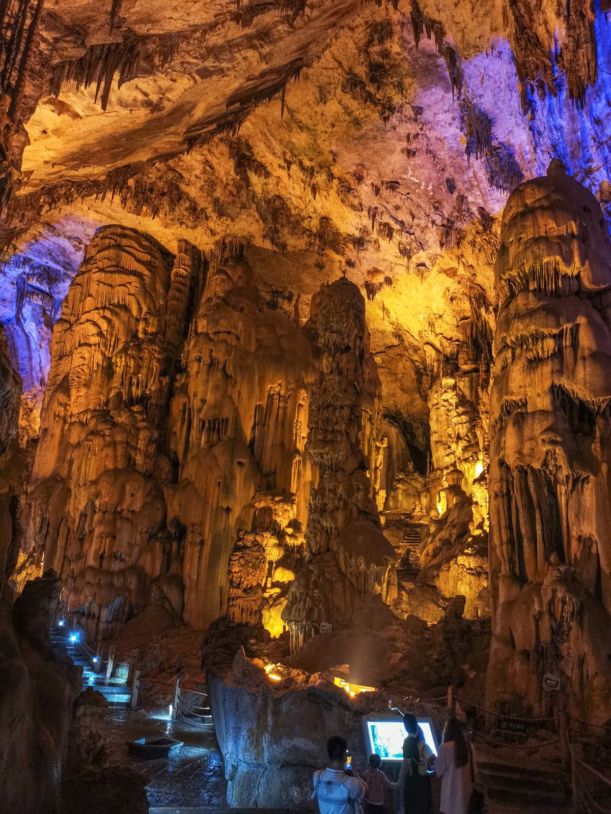 再游贵州之织金洞