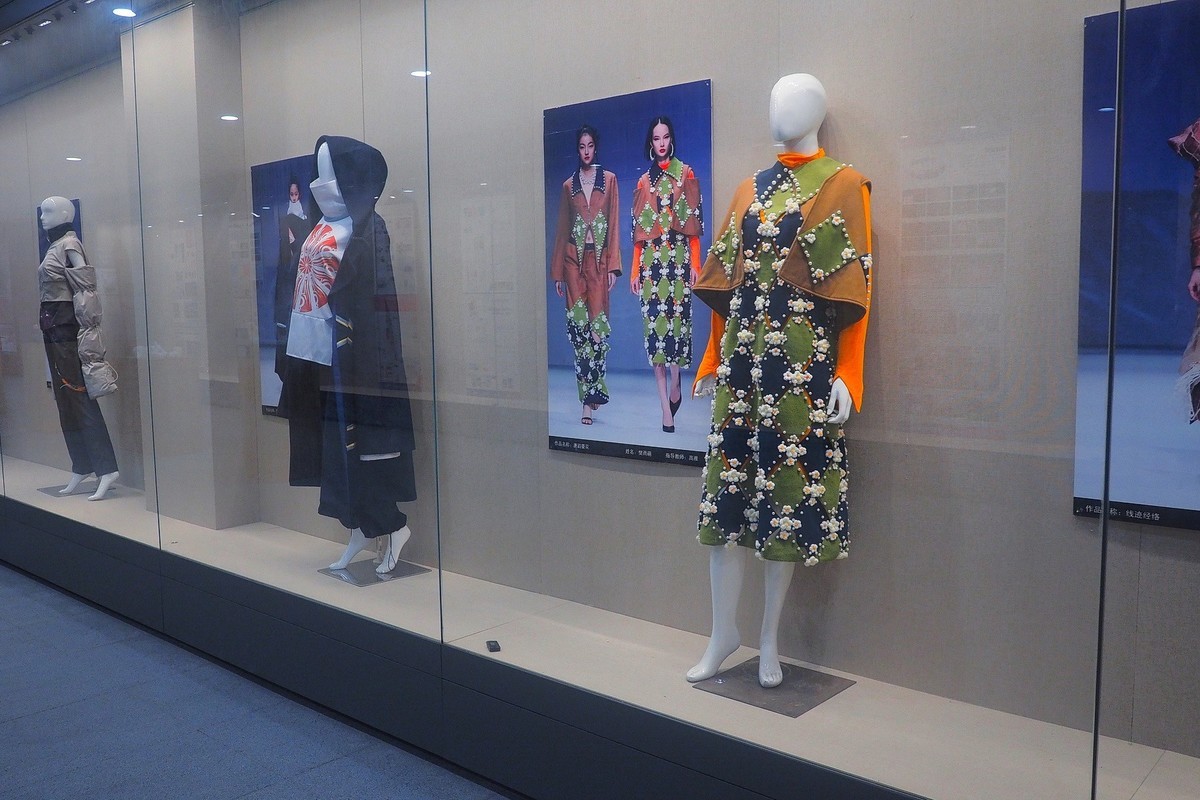 《艺启未来—河北美术学院2024届优秀毕业作品展》下