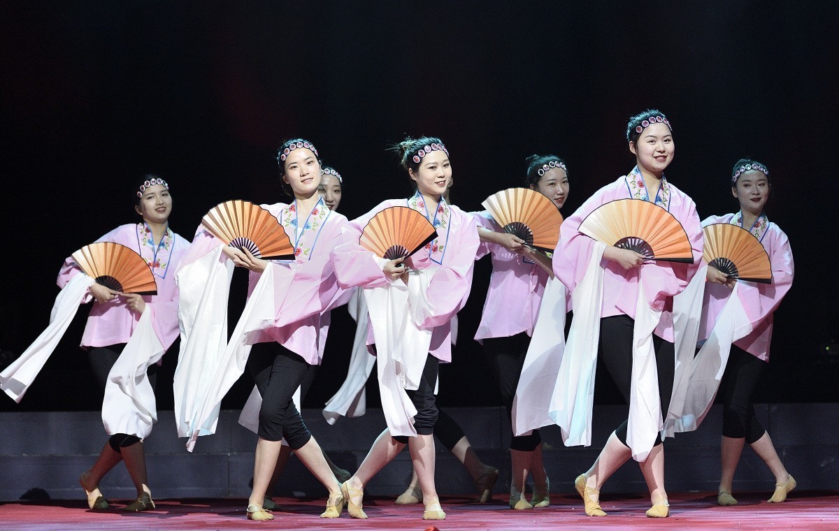 一组大学生舞蹈剧完结篇