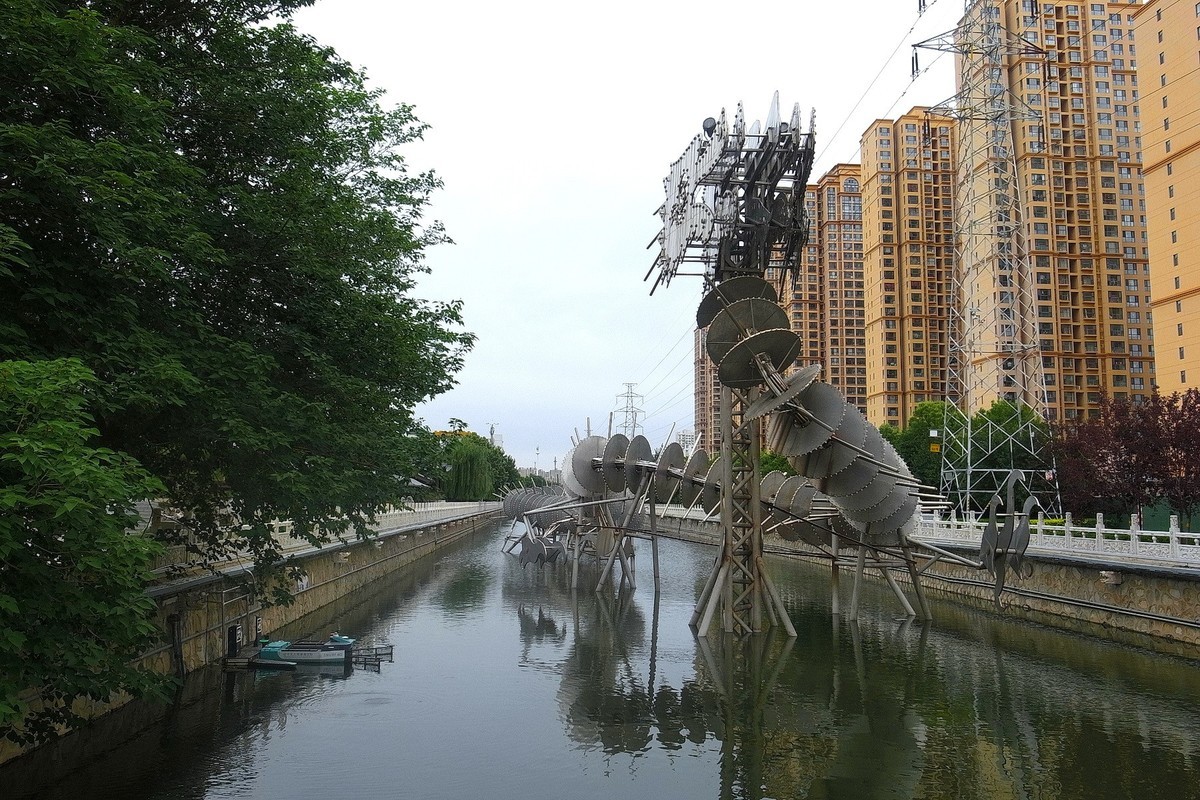 初夏·民心河畔