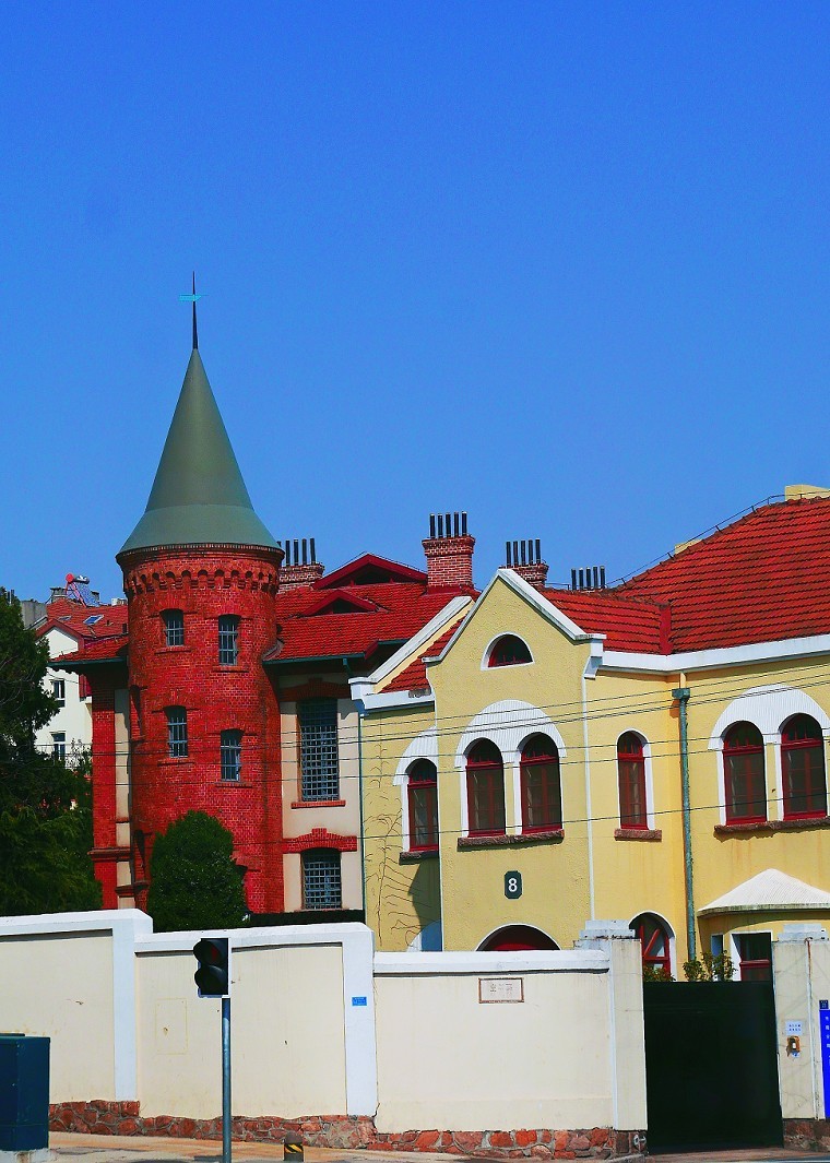 祝贺——花样年华任——60D星空(中国)版主，希望尽快走马上任把60D带的更红火昌盛活跃