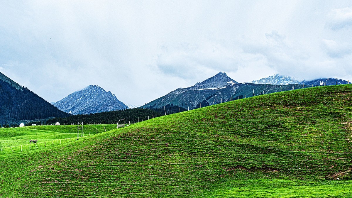 新疆行游--琼库什台返回特克斯县途中【1】