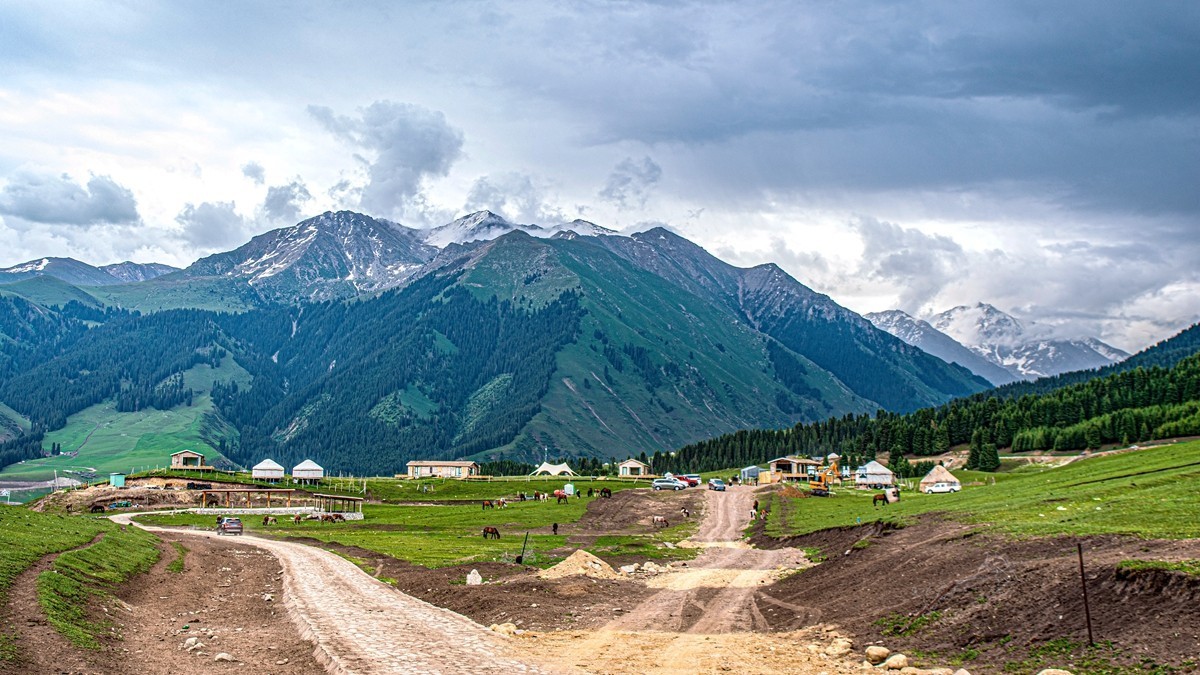 新疆行游--琼库什台返回特克斯县途中【1】