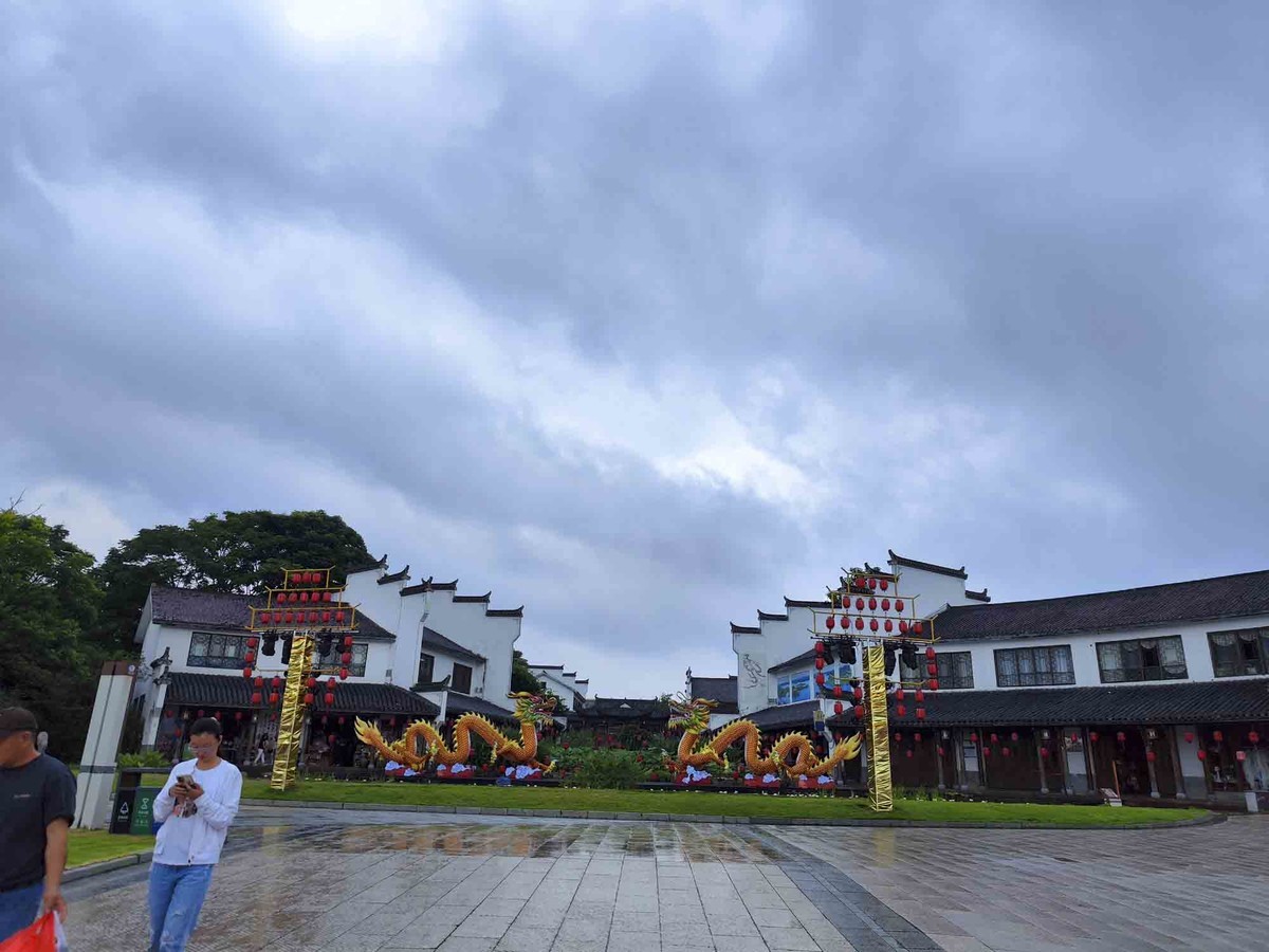 江西............新余仙女湖景区的七夕老街