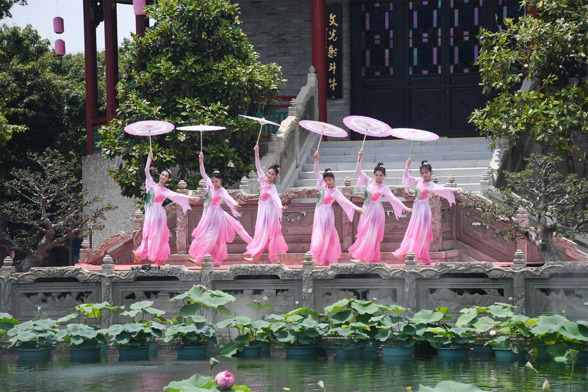 轻歌曼舞（一）