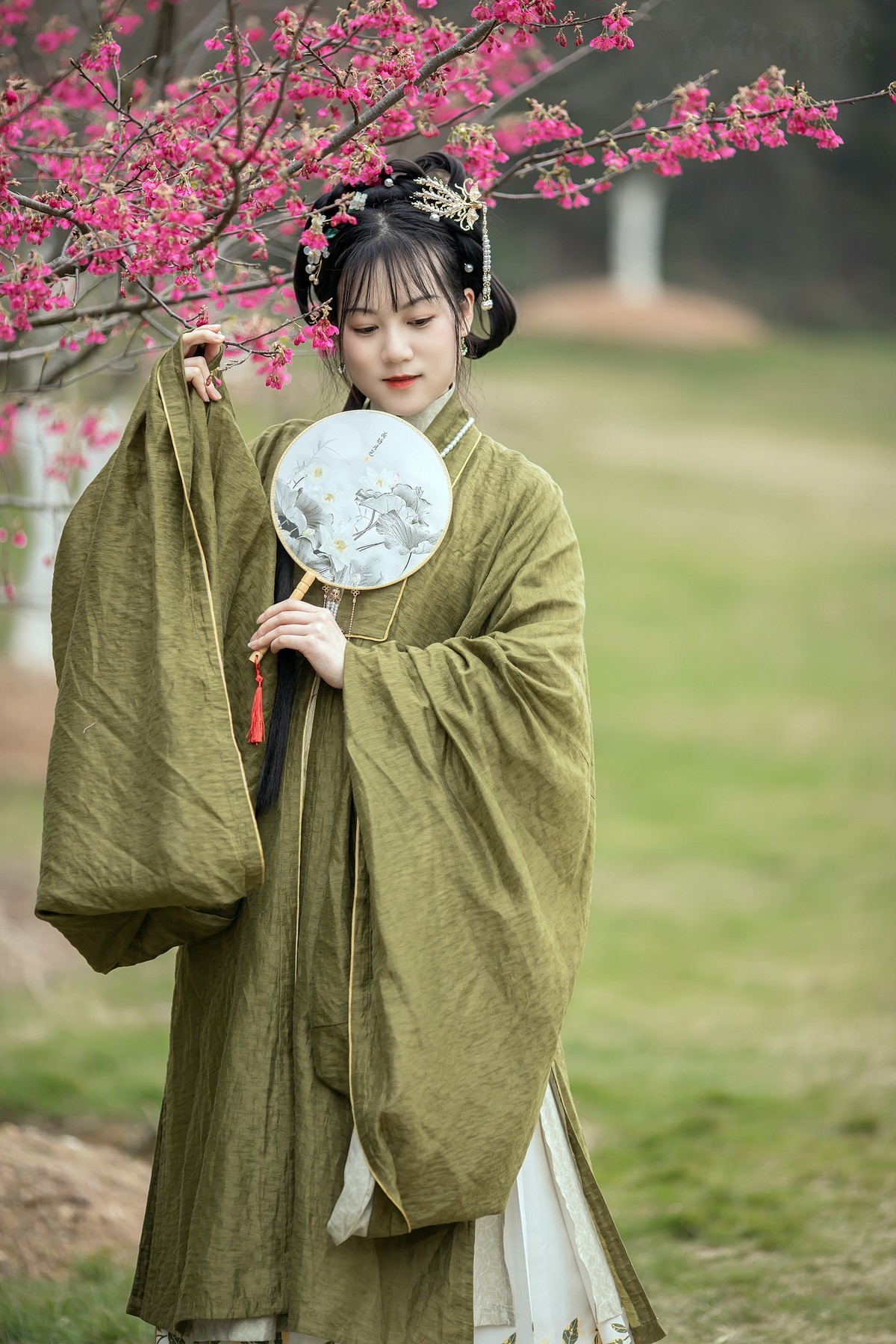 樱桃落尽春将困