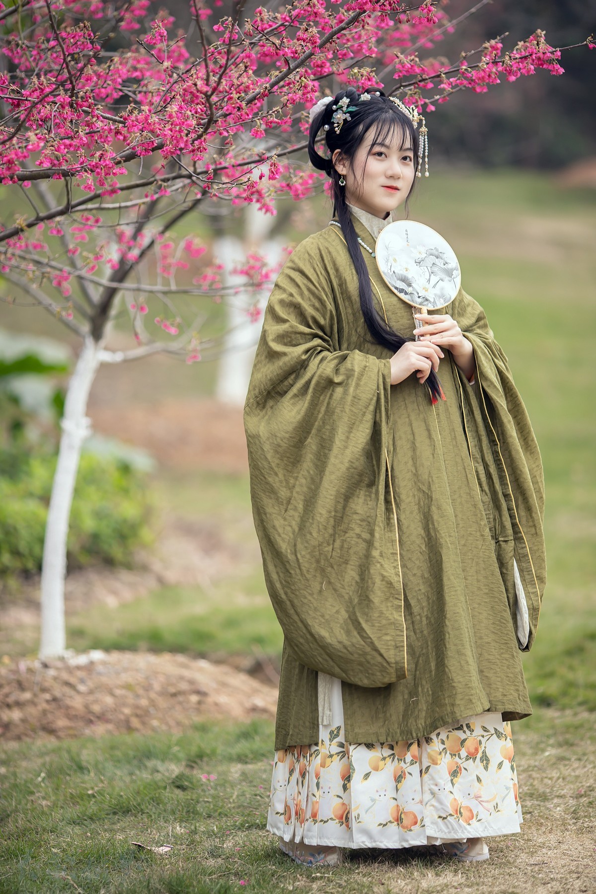 樱桃落尽春将困