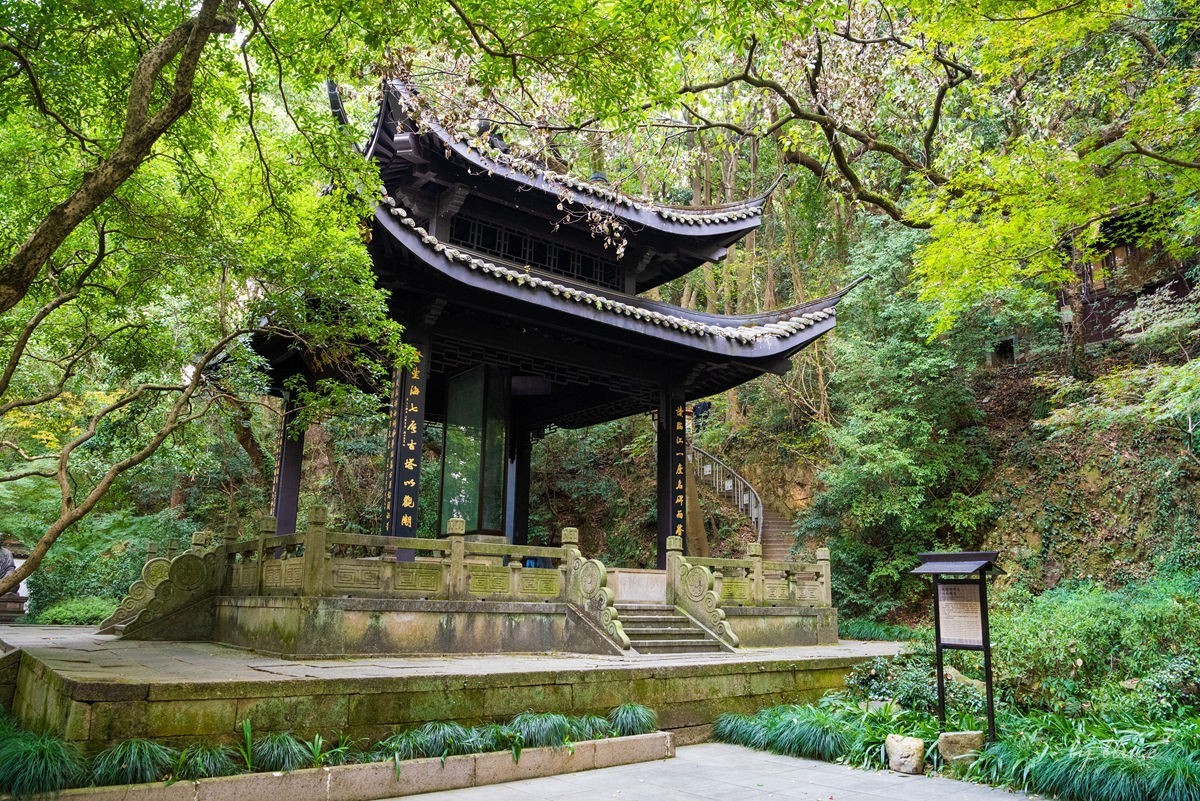 西湖景区————六和听涛（六和塔）