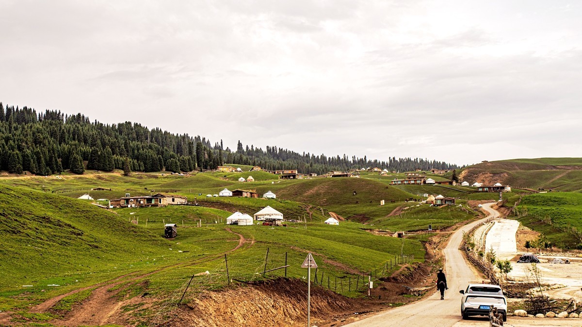 新疆行游--琼库什台返回特克斯县途中【1】