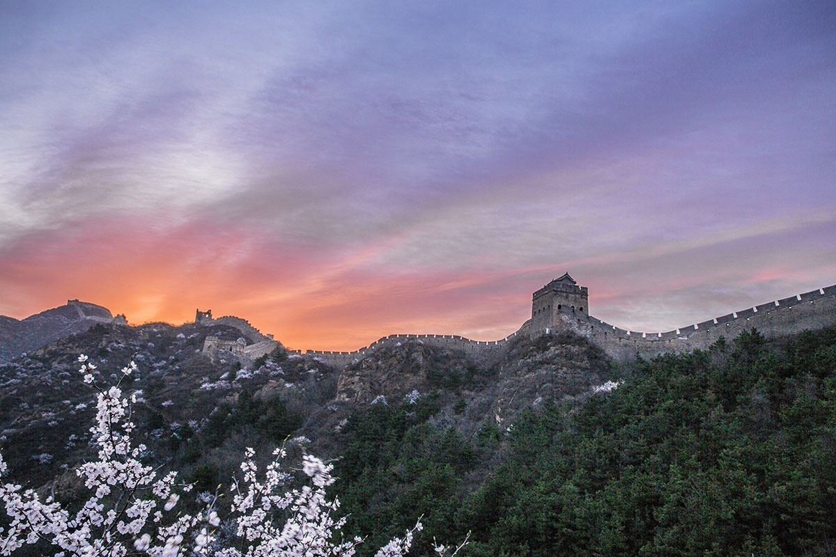 大美河北（1）金山岭长城的杏花节美景-----祝贺版主与影友们元旦快乐