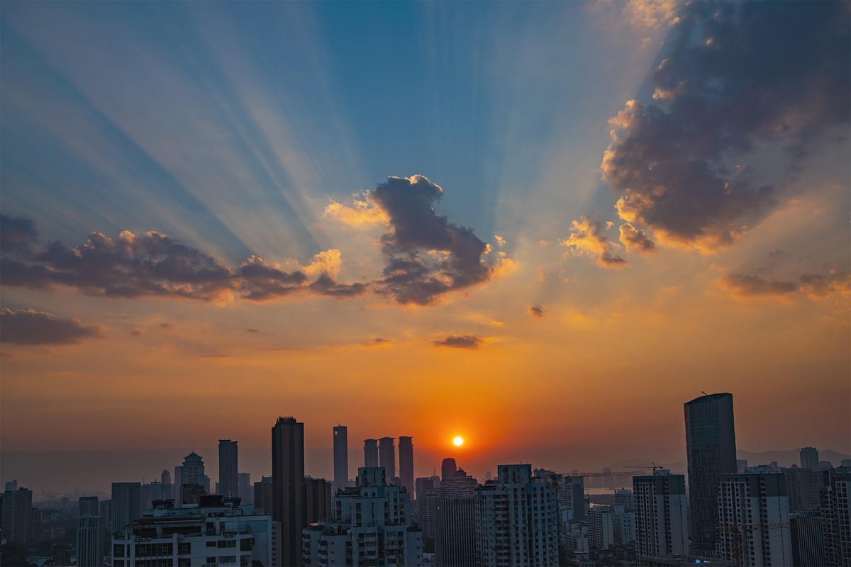 夕阳无限好，黄昏更美丽