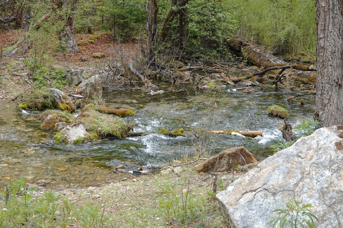西行散论——蔡隅至蔡瓦龙公路风光