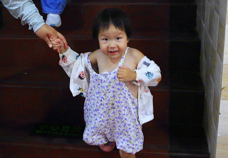 《不老松：纪实摄影》【大美河山系列报導】三游东戴河！ (19)在海边定时定点燃放焰花