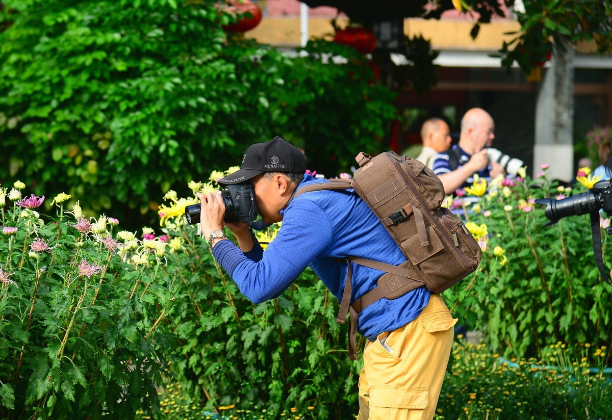 摄影人。。。。。。