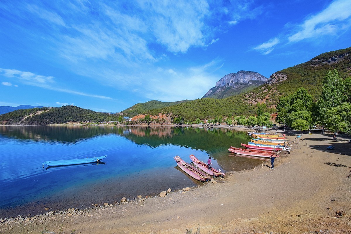 蜀滇黔渝鄂骑游随拍2——泸沽湖视角